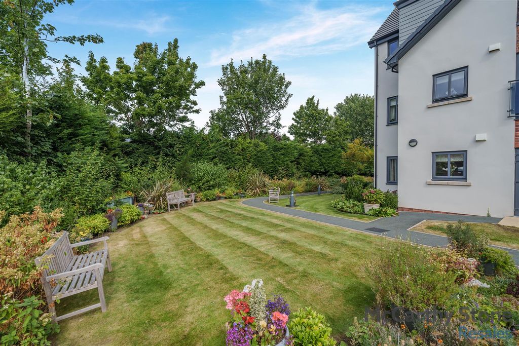 Additional image 21 of 1 bed flat for saleBurlington Gardens, Leyland PR25