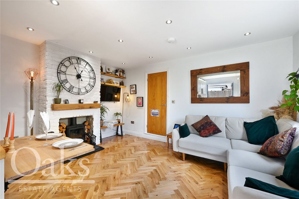 Property photo 1 of 19 Picture No. 15