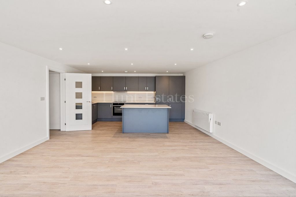 Property photo 2 of 18 Not Specified