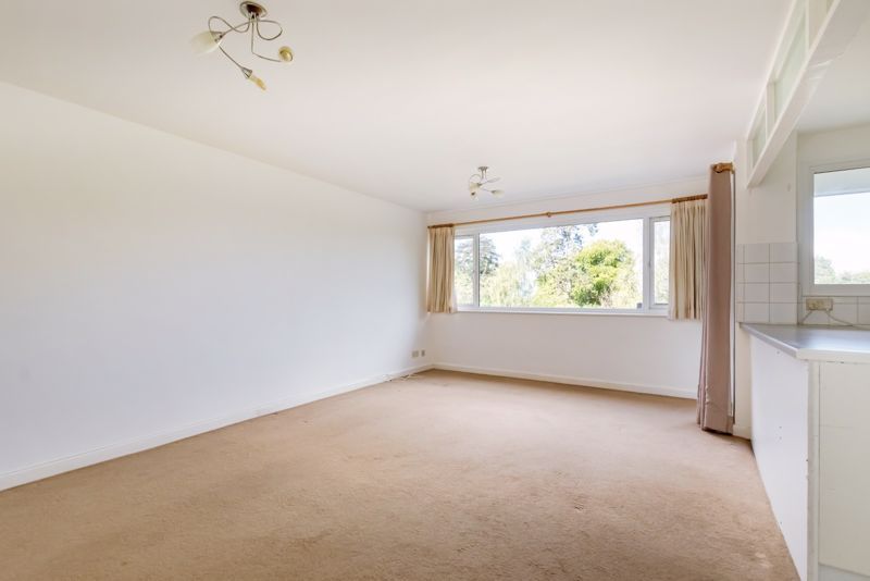 Property photo 3 of 15 Dining/Sitting Room