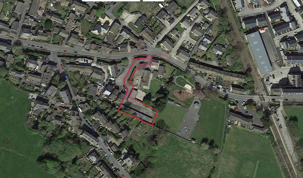 Property photo 2 of 9 Picture No. 10