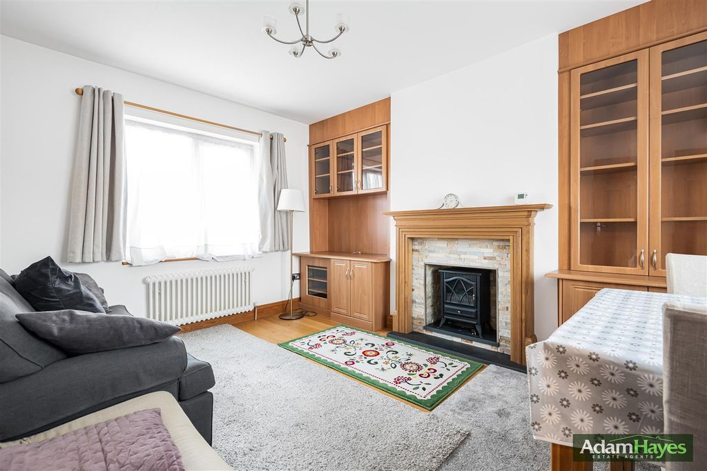 Property photo 2 of 19 5_74502_Watermarked.Jpg