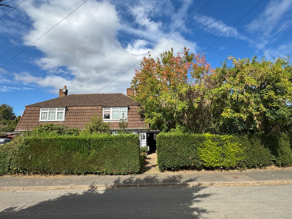 Property photo 1 of 12 Front (2)