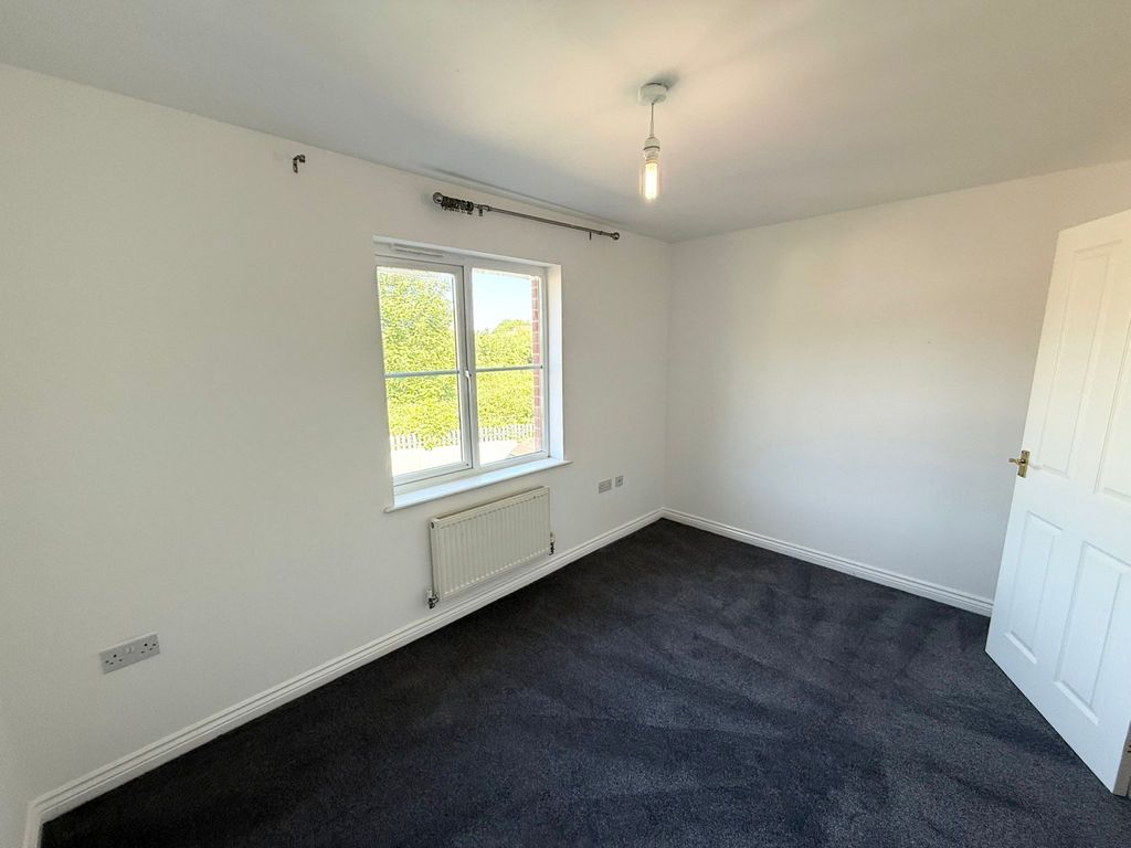 Property photo 2 of 16 Gallery