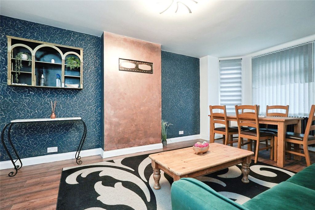 Property photo 2 of 19 Picture No. 02