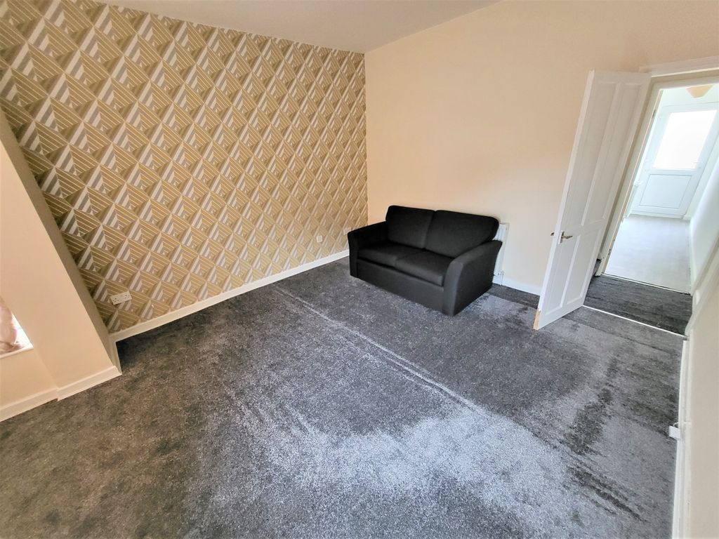 Property photo 2 of 7 20230329_130045