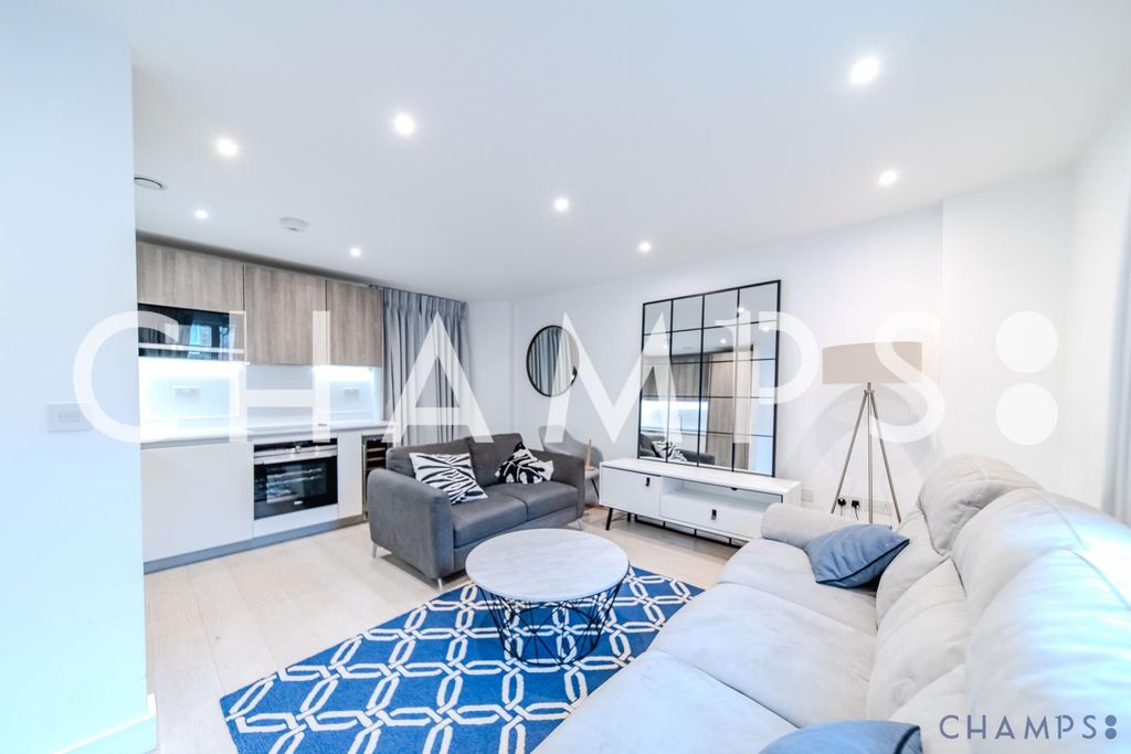 Property photo 1 of 7 2 Bed Flat To Rent Atelier Apartments, London W14