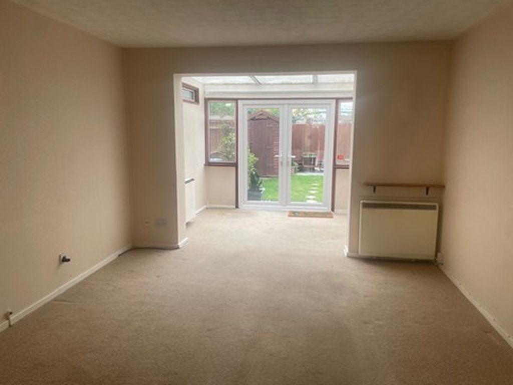 Property photo 3 of 8 Photo 10