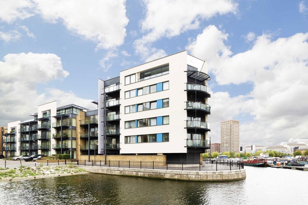 Property photo 1 of 6