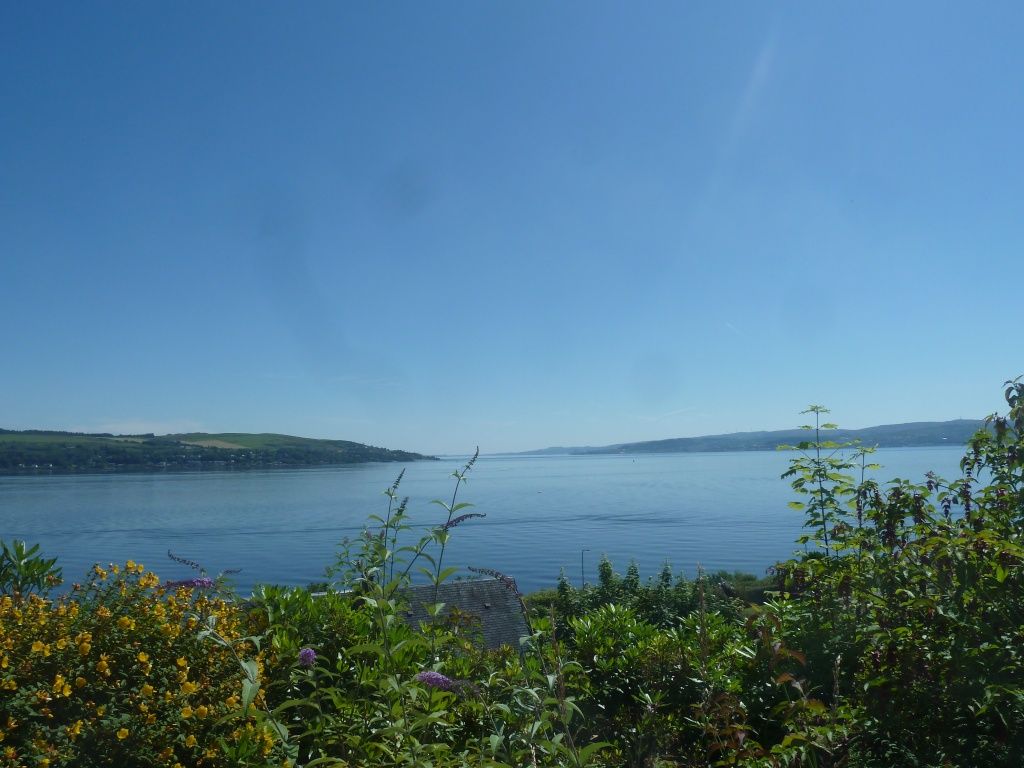 Property photo 2 of 26