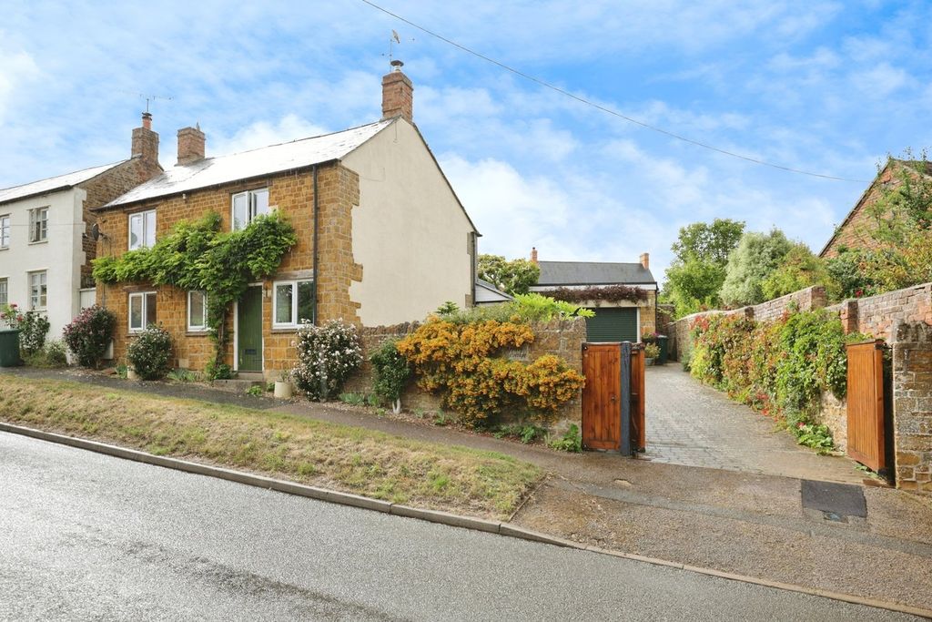 Property photo 1 of 19