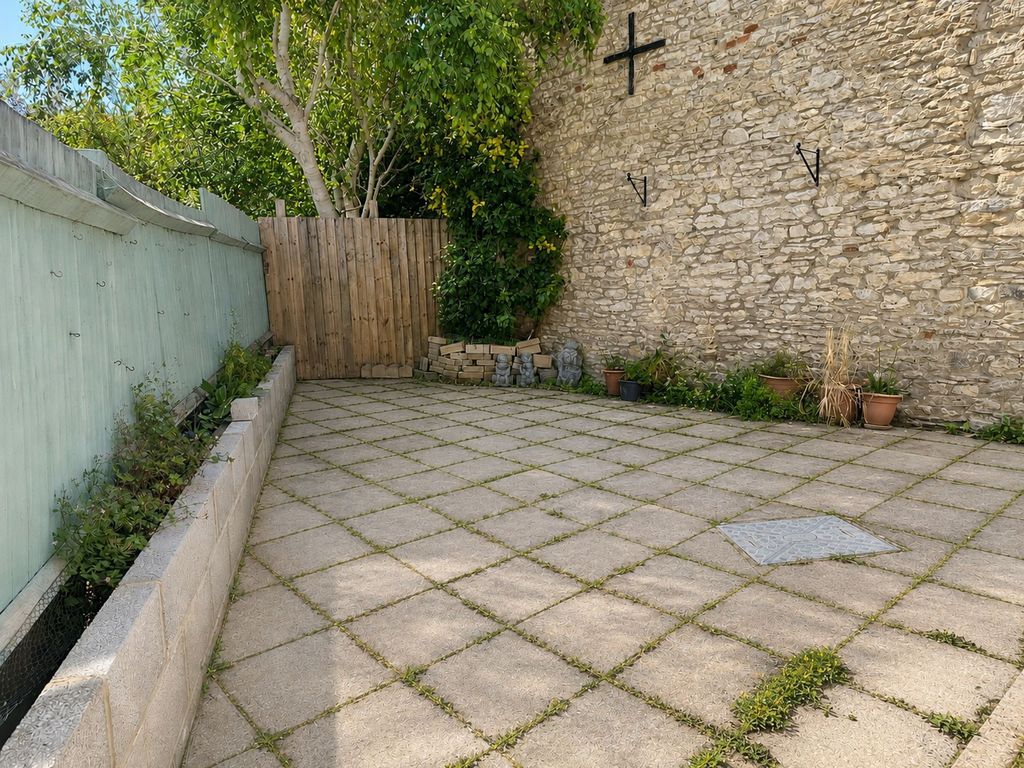 Property photo 3 of 7