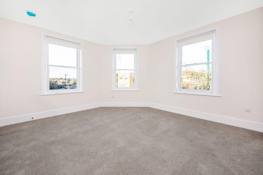 Property photo 1 of 9 1.Jpg