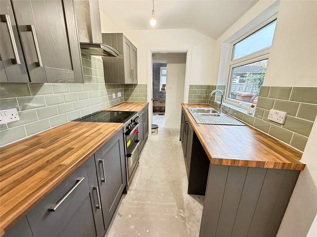 Property photo 2 of 3 Kitchen