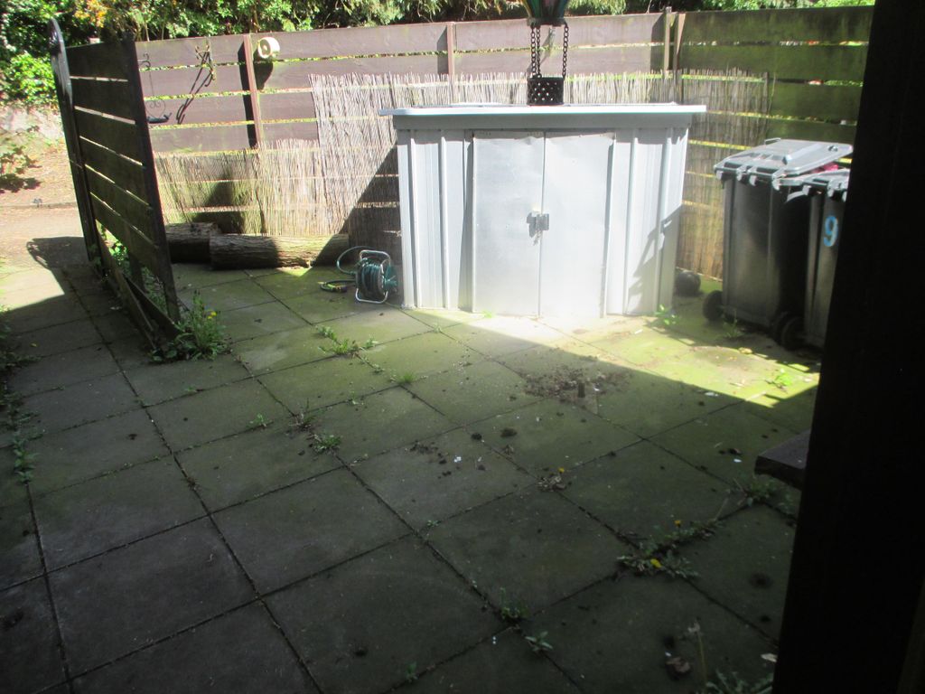 Property photo 2 of 24