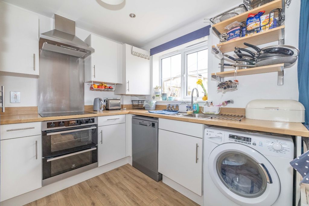 Property photo 3 of 13 Picture 3