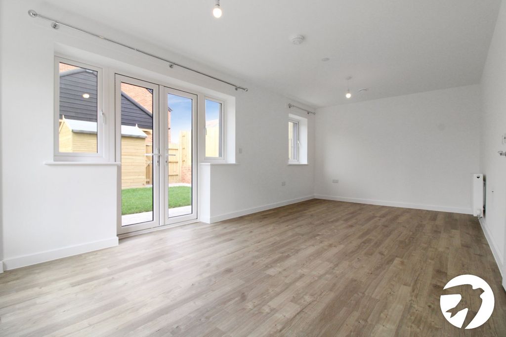 Property photo 2 of 13 Picture No. 03