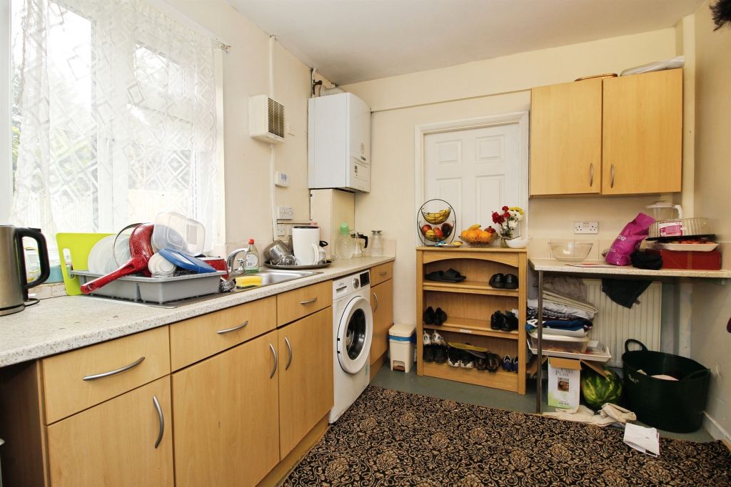 Property photo 3 of 11