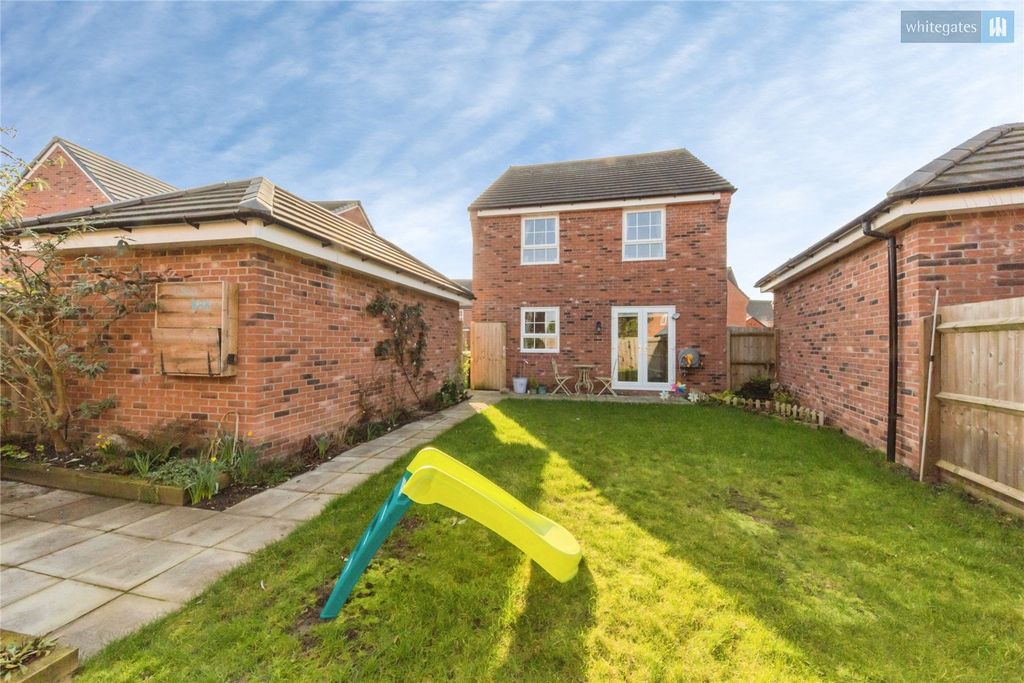 Property photo 2 of 22 Picture No. 27