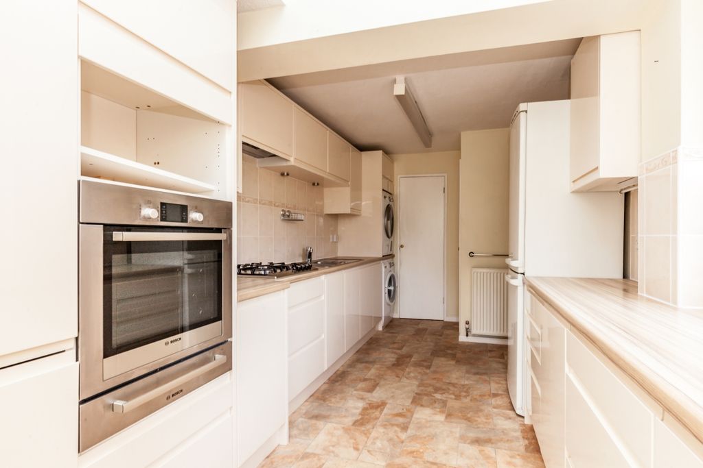 Property photo 3 of 10 41858
