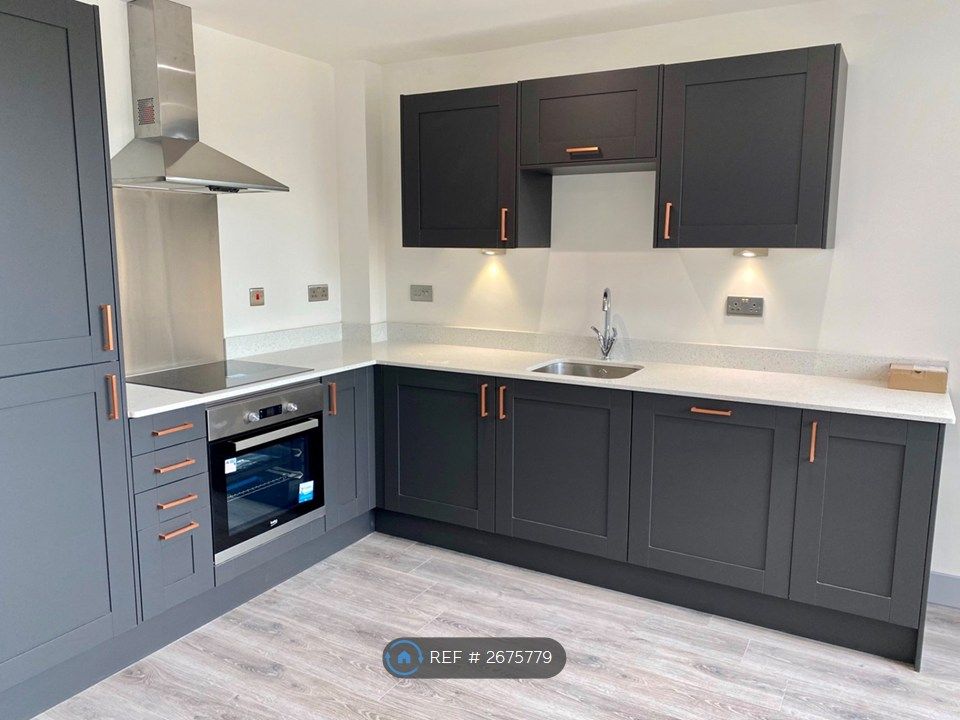 Property photo 3 of 15 Kitchen Area