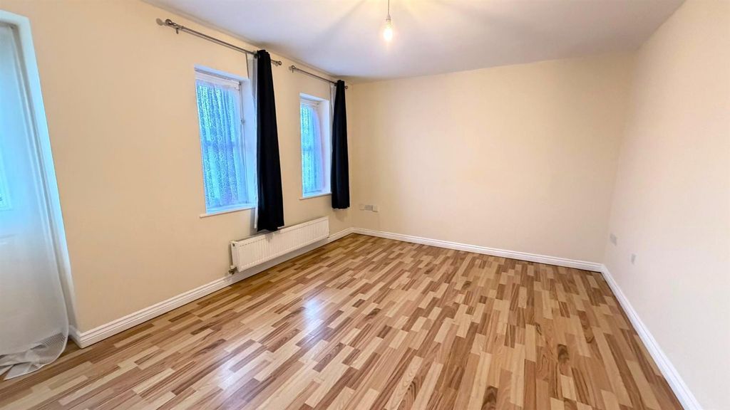 Property photo 3 of 14 d736F310-Aec2-4B39-8Fd5-44F0779A731F.Jpg