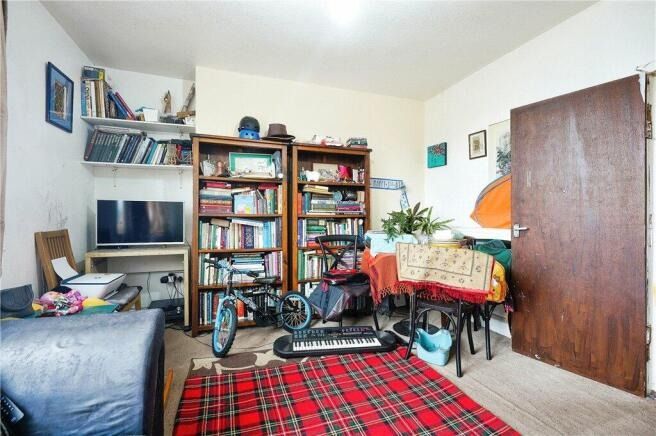 Property photo 3 of 12 4496672