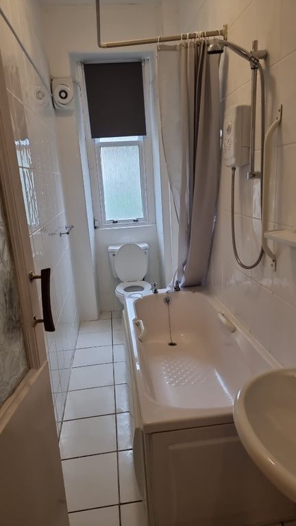 Property photo 3 of 4