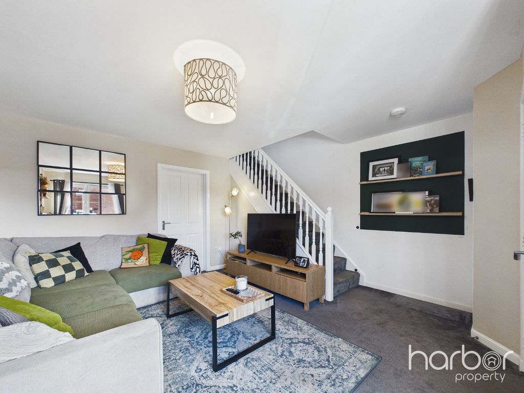 Property photo 2 of 15 5521566
