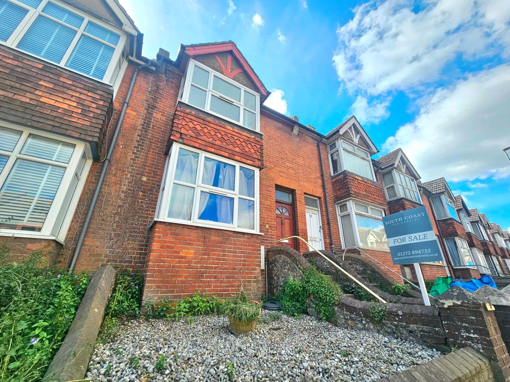 Property photo 1 of 15