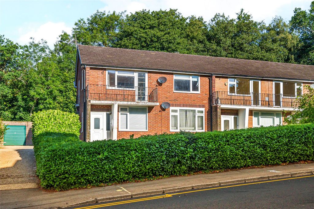 Property photo 1 of 17 Picture No. 02