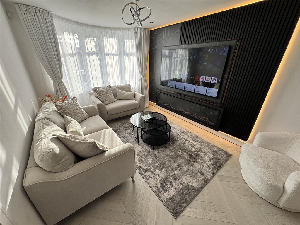 Property photo 3 of 15 Unknown-1.Jpeg