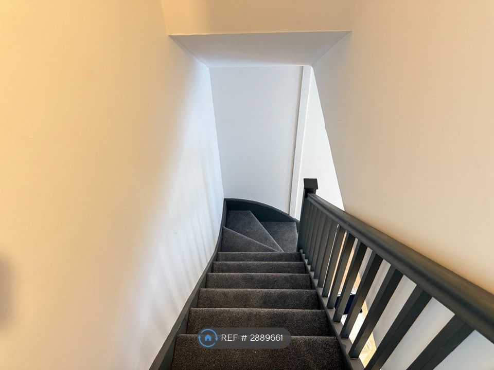Additional image 8 of 2 bed semi-detached house to rentSpires Walk, Barry CF63