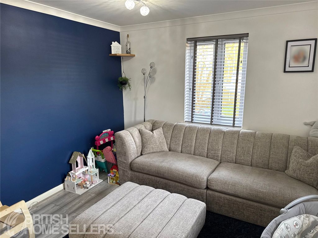 Property photo 3 of 11 Picture No. 31