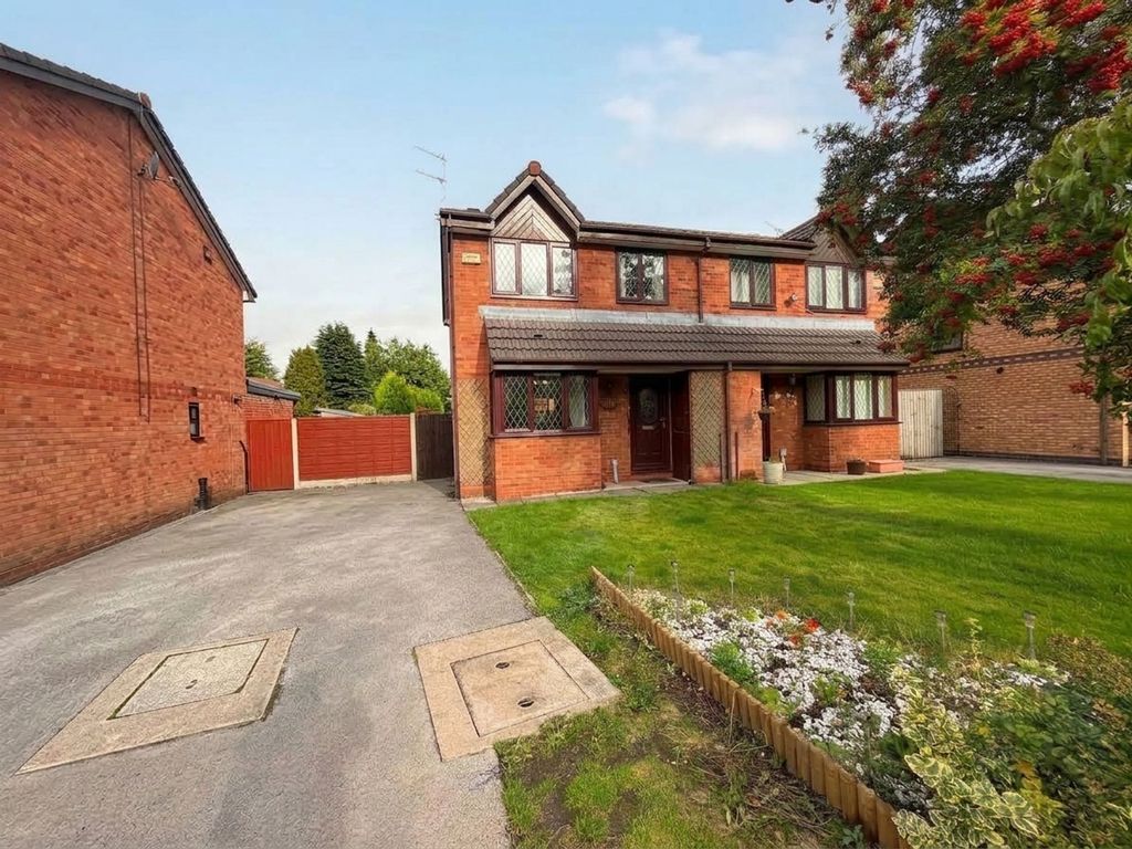 Property photo 1 of 11