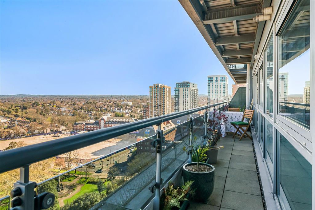 Property photo 3 of 19 7_75366.Jpg