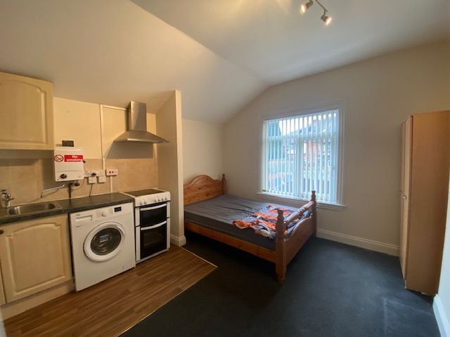 Property photo 3 of 9