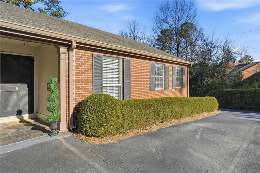 Property photo 2 of 23 <Alttext/>