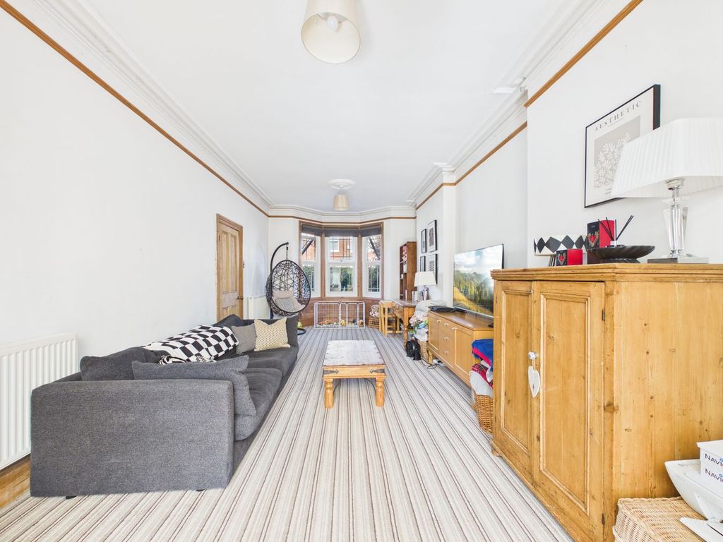 Property photo 2 of 26