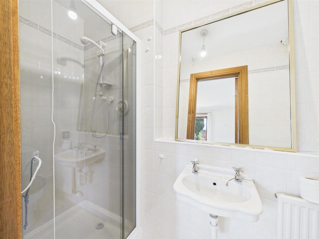 Additional image 10 of 2 bed flat for sale11 Riverview Park, Dundee Road, Perth PH2