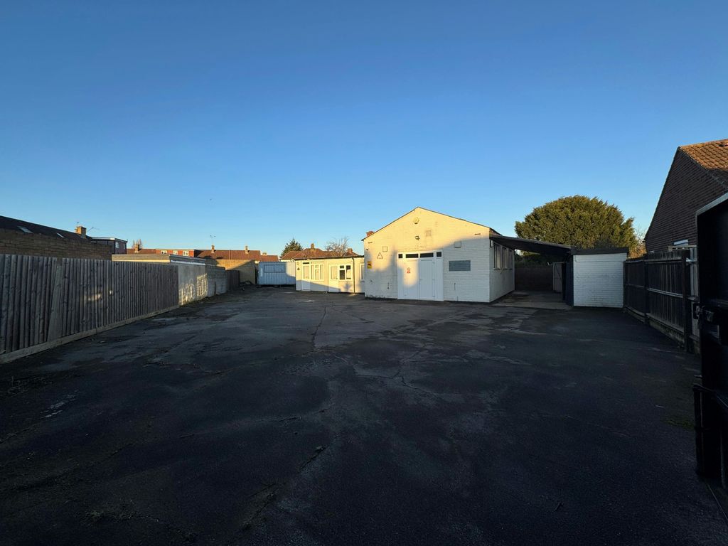 Property photo 2 of 2 Hounslow Yard.Jpg