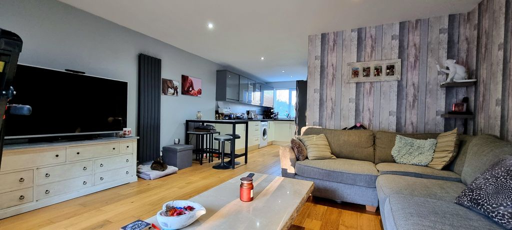 Property photo 2 of 12 Living Room