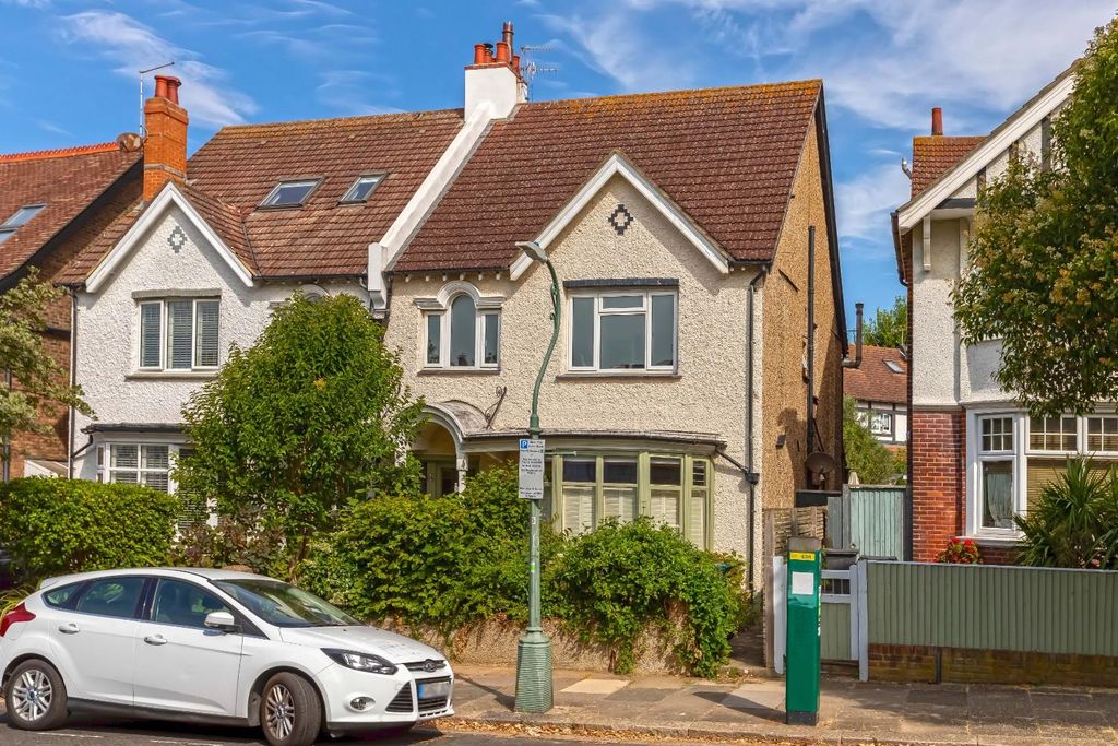Property photo 1 of 10 Wilbury_9.Jpg