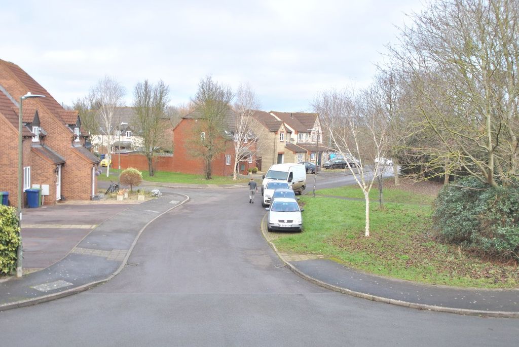 Property photo 2 of 9