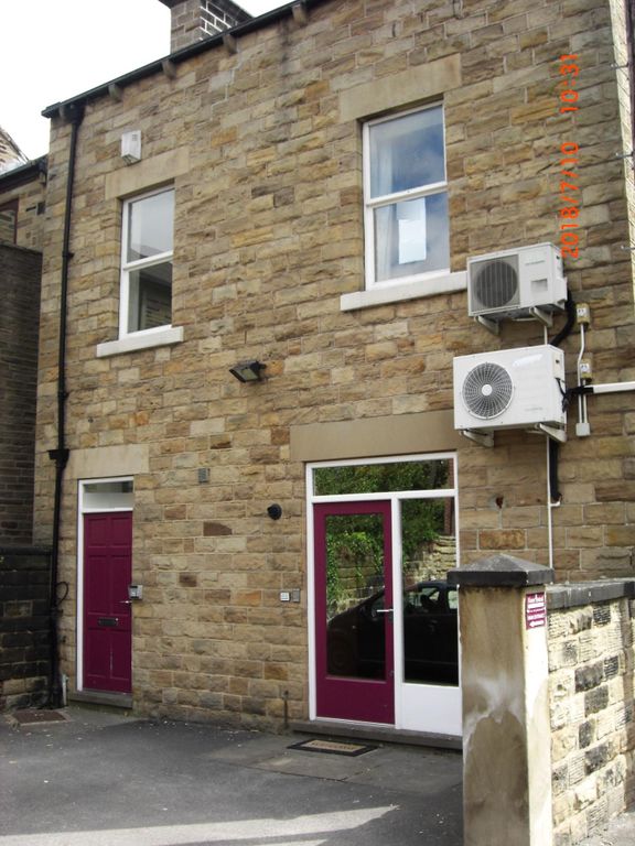 Property photo 2 of 9 Photo 1