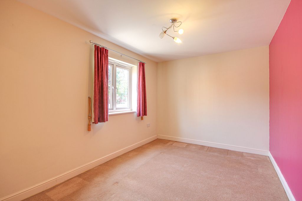 Property photo 3 of 9