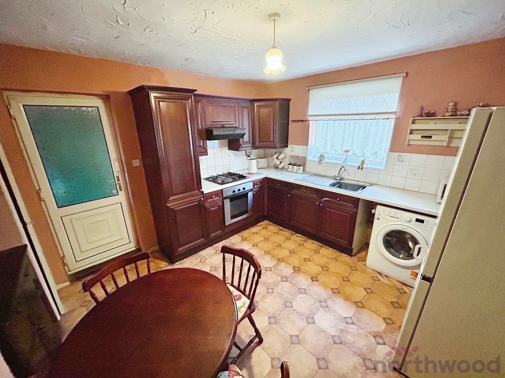 Property photo 3 of 13