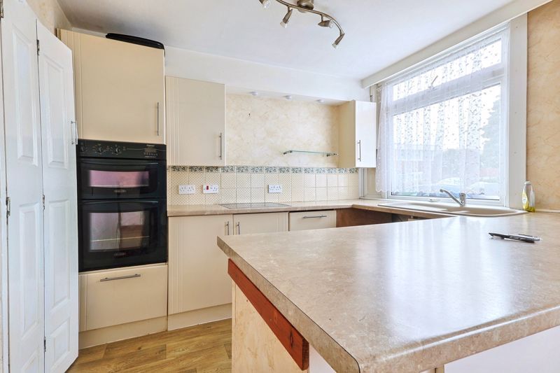 Property photo 3 of 14 Photo 11