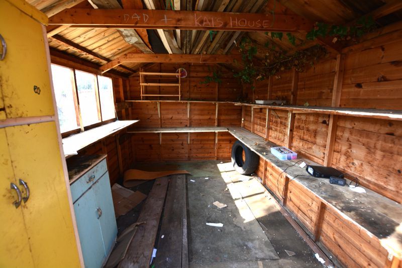 Property photo 3 of 11 Photo 10