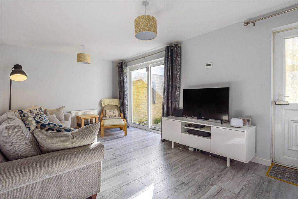 Property photo 2 of 11 Picture No. 02